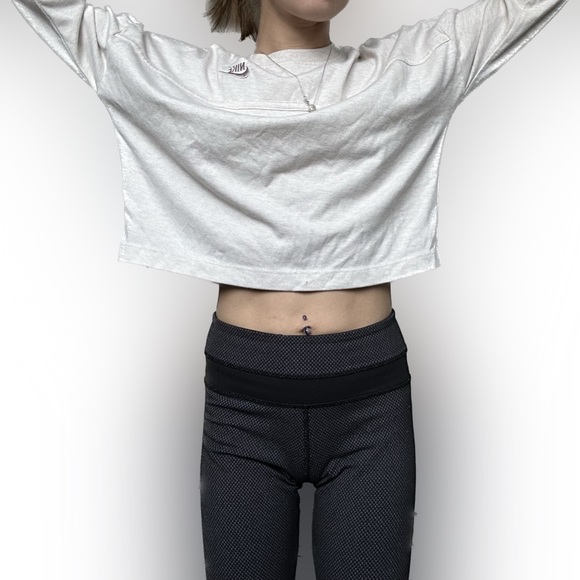 Lulu Lemon Leggings - Picture 2 of 7